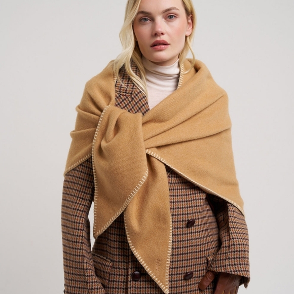 NWT Echo Oversized Greenwich Wrap In Camel Soft Cozy - Picture 3 of 5